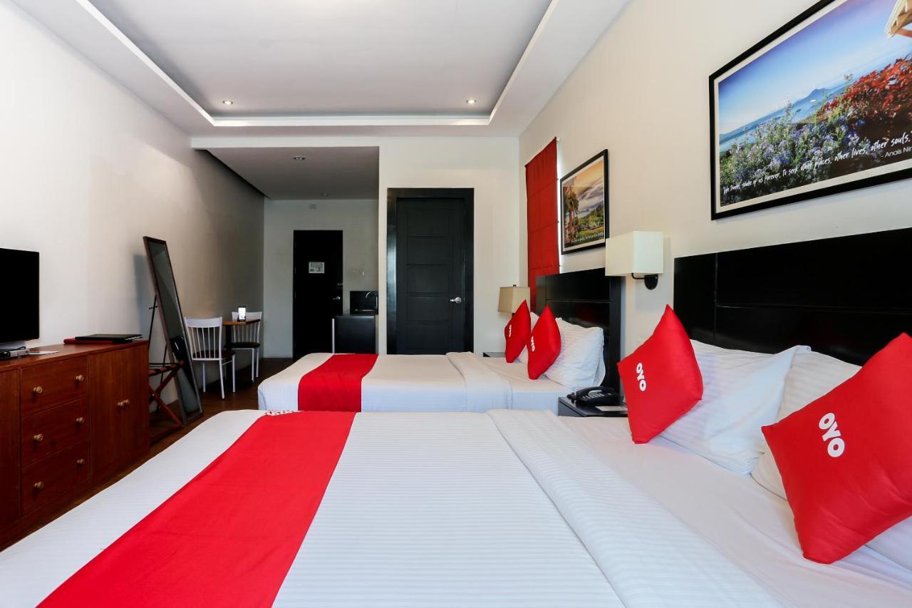 Hotel Capital O 642 The Junction Tagaytay Tagaytay City Exterior foto